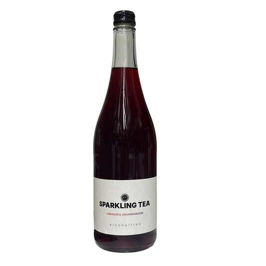 Sparkling Tea Hibiskus & Johannisbeere in der 0,75-Liter-Flasche vom Weingut Ruppert